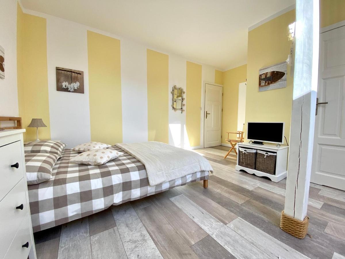 Szary Domek Apartamenty Ustka Dış mekan fotoğraf